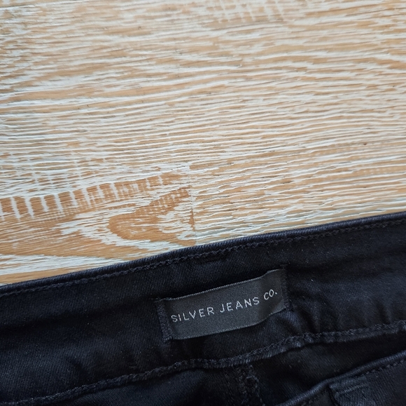 Silver Jeans Women's Black Flare Jeans - Picture 5 of 5